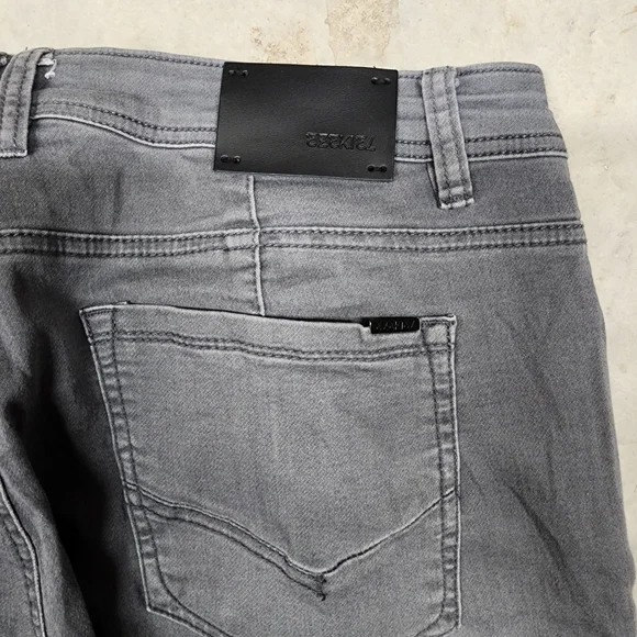 Ezekiel Mens Gray Jeans - Picture 3 of 3